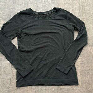 Lululemon swiftly tech relaxed long sleeve